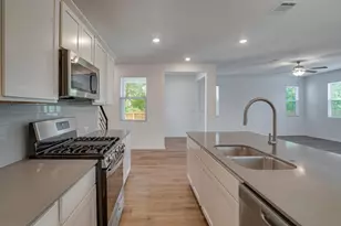 1109 Winnie Dr, Austin, TX 78748 - Photo 6