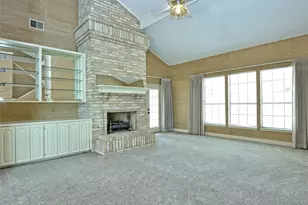 10215 River Plantation Dr, Austin, TX 78747 - Photo 8