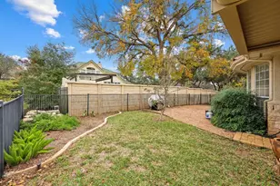 205 The Hills Dr, The Hills, TX 78738 - Photo 34