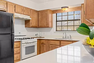 2301 Lawnmont Avenue #1, Austin, TX 78756 - Photo 4