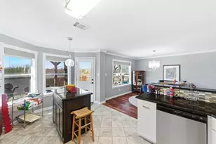 981 Shadow Creek Blvd, Buda, TX 78610 - Photo 14