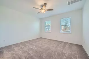 14005 Edna Maxine Walk, Del Valle, TX 78617 - Photo 20