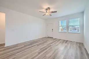 14005 Edna Maxine Walk, Del Valle, TX 78617 - Photo 10