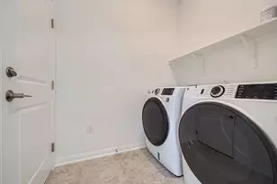 14005 Edna Maxine Walk, Del Valle, TX 78617 - Photo 30