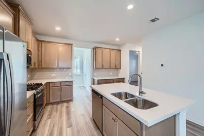 14005 Edna Maxine Walk, Del Valle, TX 78617 - Photo 16