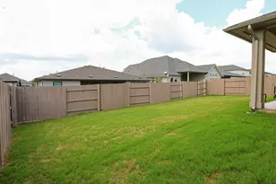 8504 Ambergill Ct, Austin, TX 78744 - Photo 28