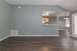 1000 Honeysuckle Dr, Leander, TX 78641 - Photo 10