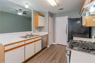 1000 Honeysuckle Dr, Leander, TX 78641 - Photo 12