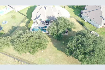 112 Mescalero, Liberty Hill, TX 78642 - Photo 40