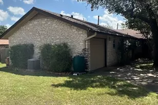 11701 Bayou Bend, Austin, TX 78759 - Photo 2