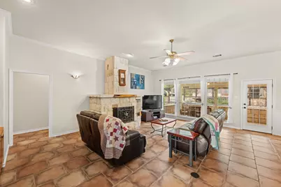 508 S Lariat Circle, Dripping Springs, TX 78620 - Photo 4