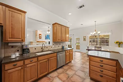 508 S Lariat Circle, Dripping Springs, TX 78620 - Photo 10