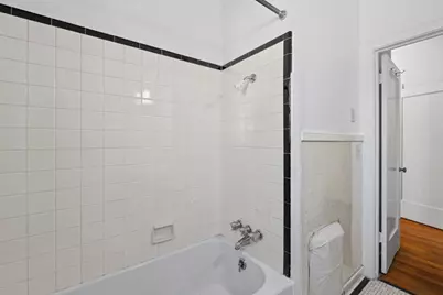 810 E 45th Street, Austin, TX 78751 - Photo 18