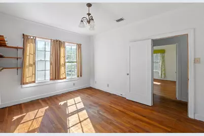 810 E 45th Street, Austin, TX 78751 - Photo 16