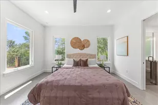 110 Diamond Head Dr, Bastrop, TX 78602 - Photo 24