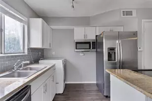 3415 Menchaca Rd, Austin, TX 78704 - Photo 6