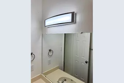 915 W 23rd Street #108, Austin, TX 78705 - Photo 10