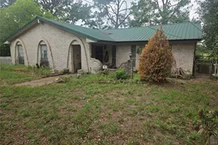 8912 Cr 322 Roads, Milano, TX 76556 - Photo 1