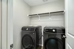 111 Mountain Maple St, Hutto, TX 78634 - Photo 10