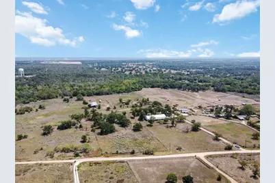 145 Three Oaks Lane, Bastrop, TX 78602 - Photo 32