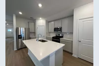 101 Rock Daisy Trail, Hutto, TX 78634 - Photo 2