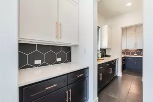 231 Call Dr, Austin, TX 78737 - Photo 8