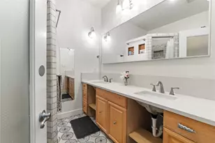 2101 W 10th St, Austin, TX 78703 - Photo 16