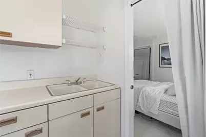 2101 W 10th Street, Austin, TX 78703 - Photo 22