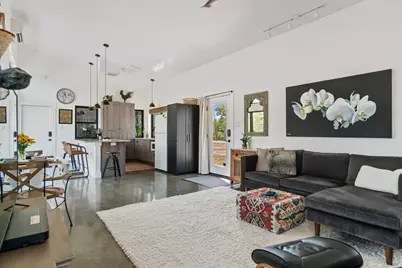 359 Big Bow, Smithville, TX 78957 - Photo 10