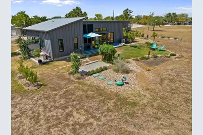 359 Big Bow, Smithville, TX 78957 - Photo 4