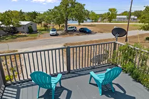 359 Big Bow, Smithville, TX 78957 - Photo 6