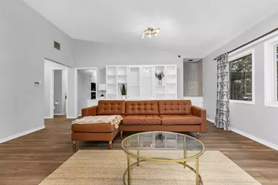 302 Timpanagos Drive, Lakeway, TX 78734 - Photo 4