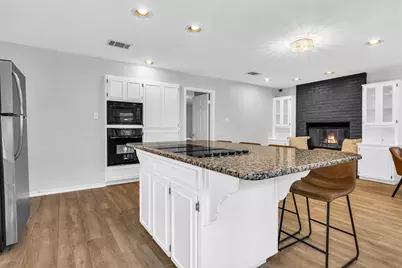 302 Timpanagos Drive, Lakeway, TX 78734 - Photo 10