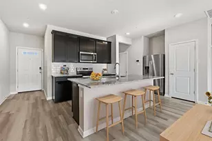 104 Texas Agate Dr, Kyle, TX 78640 - Photo 2