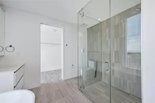 313 W 17th St, Austin, TX 78701 - Photo 8