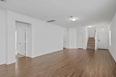 117 Guardian Angel Court, Jarrell, TX 76537 - Photo 6