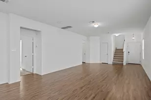 117 Guardian Angel Ct, Jarrell, TX 76537 - Photo 6
