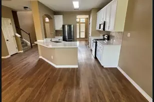 322 Lone Star Blvd, Hutto, TX 78634 - Photo 6