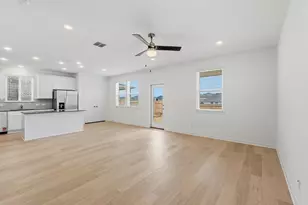 784 Rubber Tree Wy, Buda, TX 78610 - Photo 6