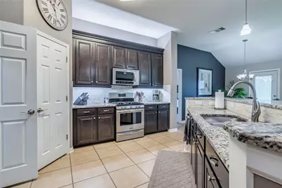 812 Dover Castle Lane, Pflugerville, TX 78660 - Photo 8