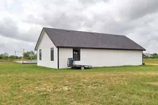 135 Wilbarger Bend Rd, Bastrop, TX 78602 - Photo 34