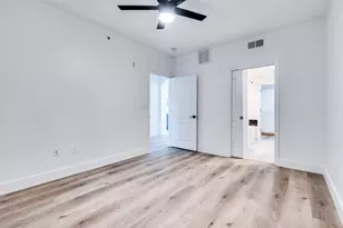 2505 San Gabriel St, Austin, TX 78705 - Photo 30