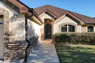 2528 Mugho Dr, Harker Heights, TX 76548 - Photo 2