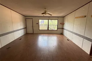 435 Horseshoe Dr, Kingsland, TX 78639 - Photo 12