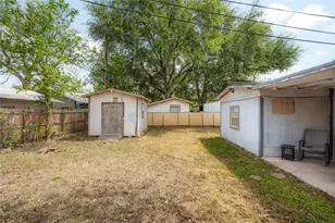 1706 Riverview St, Austin, TX 78702 - Photo 10