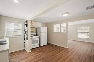 1706 Riverview St, Austin, TX 78702 - Photo 14