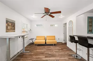 1706 Riverview St, Austin, TX 78702 - Photo 26