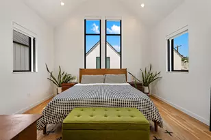 1114 E 3rd St, Austin, TX 78702 - Photo 22