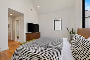 1114 E 3rd St, Austin, TX 78702 - Photo 20