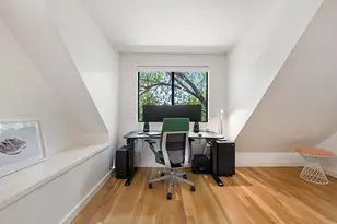 1114 E 3rd St, Austin, TX 78702 - Photo 34